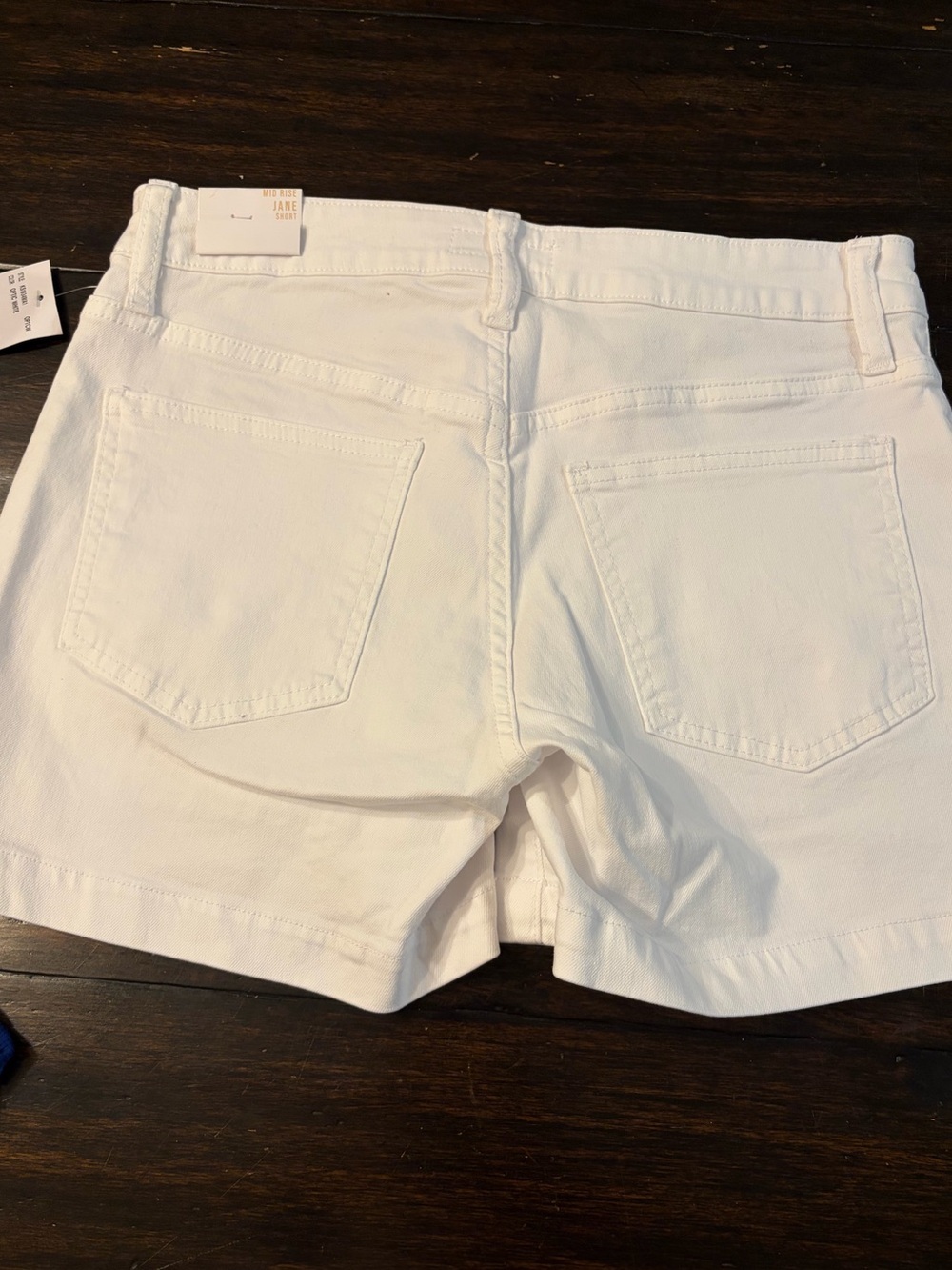 NWT ✨ Kut from the Kloth white Cargo Pocket Jane Shorts mid rise size 4 - Picture 4 of 7